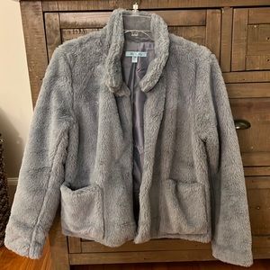 Women’s Brand new, never worn She + Sky size S/M bluish gray fur jacket